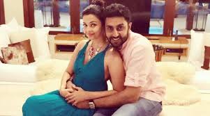 In this still, aishwarya is. Abhishek Bachchan Responded To A Fan Who Proposed Marriage To Aishwarya Rai At Cannes She Married Me Entertainment News The Indian Express