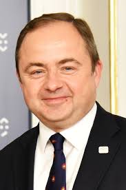 Sebastian szymanski, 22, z kraju polska dynamo moskwa, od 2019 ofensywny pomocnik wartość rynkowa: Konrad Szymanski Wikipedia