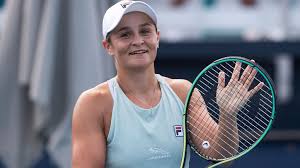 Ashleigh barty cruised through to the semifinals at wimbledon on tuesday after a dominant performance against fellow australian, ajla tomljanovic. Ash Barty S Racquet Tennisnerd Net The Head Gravity