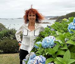 Le tendre hommage d'iman, sa veuve la jeune blogueuse raconte les effets que la maladie a eus sur son père. Bretagne Bretagne Les Vacances De Sabine Azema Le Telegramme