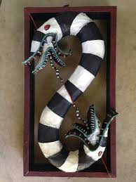 Hi geefreak, you mentioned that the beetlejuice sandworm is fragile. Tim Burton Beetlejuice Sandworm Inspired Wall Art By Local Az Artist Tom Deadstuff Tim Burton Art Beetlejuice Halloween Tim Burton Beetlejuice
