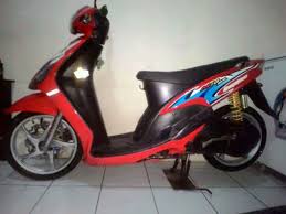 Pada dasarnya motor matic honda ini memang memiliki desain stylish dan elegan sehingga gampang dimodifikasi. Modifikasi Motor Mio Babylook Pecinta Modifikasi