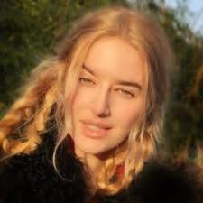 Sasha Campbell Product Designer