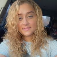 Kayla Clinton's Instagram, Twitter & Facebook