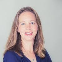 Emily Goode's Instagram, Twitter & Facebook