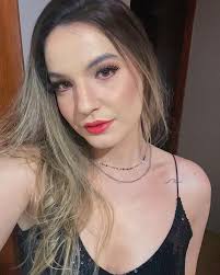 Amanda Felipetto (@mandafelipetto) • Instagram photos and videos