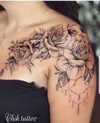 Pin De Julianna Vazquez Em Tattoo Em 2020 Tatuagem De Flor No Ombro Tatuagem Braco Inteiro Feminino Tatuagem