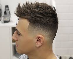 Potongan rambut pendek pria fade. Gaya Rambut Pria Pendek Fade Umpama W