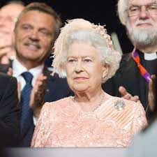 Queen Elizabeth S Body Double Had Good Legs Her Majesty The Queen Queen Elizabeth Queen Hat