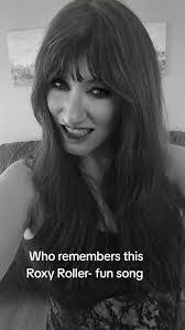 Roxie Walker's Instagram, Twitter & Facebook