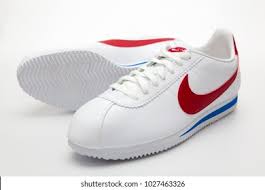 Yoox.com has been visited by 10k+ users in the past month Restringir Foro Peor Nike Cortez 2018 Pocos Tallarines Eximir