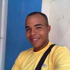 Edwin Jose Hernandez (@EdwYov)