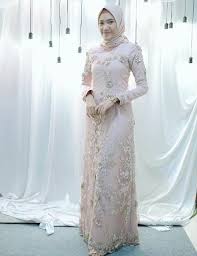 Jawabannya adalah adanya wali nikah dan saksi yg baligh. 25 Trend Terbaru Kebaya Pengantin Muslimah Model Baju Akad Nikah 2019 Jm Jewelry And Accessories