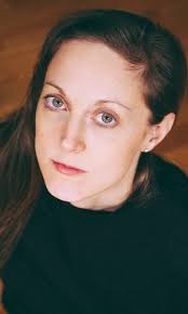 A bouche déployée et corps étrange