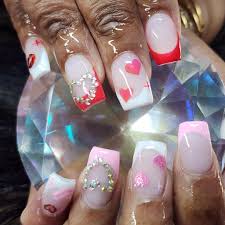 Left side What I asked for vs the right top and bottom is what I got . My  nail tech said the glitter was better than the stones because they will fall