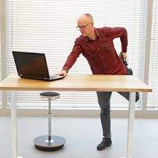 Ein höhenverstellbarer schreibtisch ist durch viel bürokratischen aufwand förderbar durch arbeitgeber, krankenkasse oder. Hohenverstellbarer Schreibtisch Test Bzw Vergleich 2021 Computer Bild