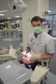 Melbourne Dental School Awards For Staff And Students Oztrekk School Awards Dental School Science Awards