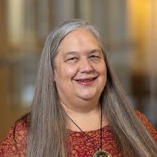 Carol Geisler's Instagram, Twitter & Facebook