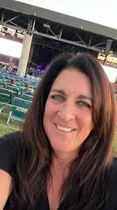 Arizona resident shares personal interests and activities