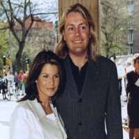 Swedish female gospel and schlager singer, winner of the 1991 eurovision song contest. Carola Haggkvist Birthday Real Name Age Weight Height Family Dress Size Contact Details Spouse Husband Bio More Notednames