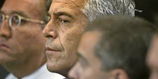 Check spelling or type a new query. Missbrauchs Vorwurfe Bill Clinton Distanziert Sich Von Jeffrey Epstein