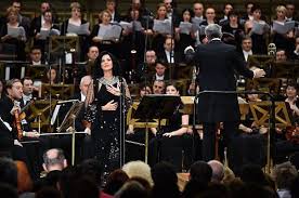 Galerie Foto Angela Gheorghiu Din Nou AcasÄƒ Pentru Colectiv Angela gheorghiu performs the national anthem of romania. galerie foto angela gheorghiu din