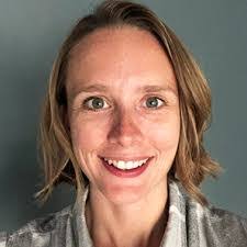 Amanda Edgell's Instagram, Twitter & Facebook