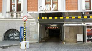 © atlantismedia/dollarphotoclub | parken im parkhaus: Borse Garage Parkplatz In Wien Parkme