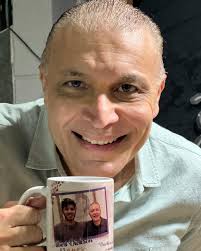 Hoje é o dia dele!!! Meu lindinho, papai, tio Beto, Beto, Dr Albert, Dr  Dickson, Dr Dico enfim… são muitos nomes carinhosos pelos quais ele é  chamado e conhecido. Homem honrado e