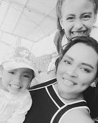 Yaritza Quezada (@yaribel_quezada) · Quito