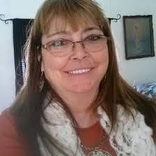 Lisa Ouimet's Instagram, Twitter & Facebook