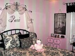 Parisian bedrooms are literally what dreams are made of. Rooms Viewer Paris Themed Room Paris Themed Bedroom Paris Decor Bedroom