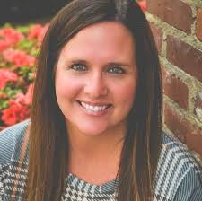 Kristen Locke's Instagram, Twitter & Facebook