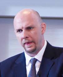 File:Michael Stebbins CAIN2008 podium.jpg