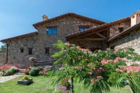 El jacuzzi y la chimenea, estuvimos muy agusto y disfrutamos mucho de la naturaleza y gastronomía de la zona. Avila Casa Rural En Venta Navalperal De Tormes Sierra De Gredos Casas Rurales En Venta Casas Rurales Casas En Venta
