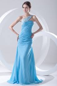 Vous cherchez une robe pour assister à un mariage ? Robe De Soiree Bleu Pour Temoin Mariage A Encolure Asymetrique Robedesoireelongue Fr