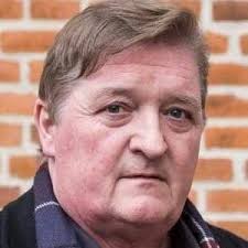 Elvis Hansen: En- 'samfundshjælper'! (1988)