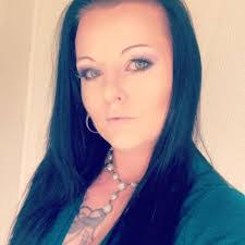 Alicia Cormier's Instagram, Twitter & Facebook