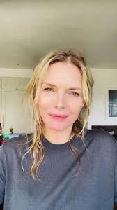 She does beautiful work. Don't miss out Michelle Castro