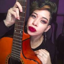 Vicky Walls (@heywalls)