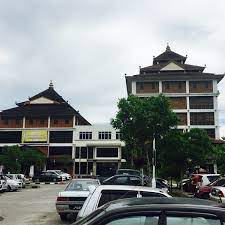 Kota bharu is de hoofdstad van de islamitische deelstaat kelantan ; Fotos Bei Majlis Agama Islam Dan Adat Istiadat Melayu Kelantan Kompleks Islam Darul Naim Lundang