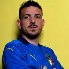 Una grande squadra sa soffrire e reagire. Portiamoci a casa questa vittoria  importantissima! +3 #UdineseMilan AC Milan