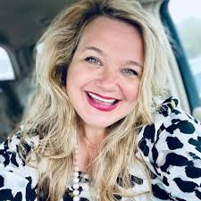 Question regarding security cameras by pool area. Air B&B says it's  allowed, but do guests in general find this fine or intrusive?