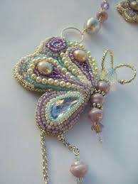 Pin By Jeanne Canning On Artesanato I Beaded Brooch Beaded Jewelry Jewelry Crafts