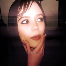 Jenna Ortega Confused