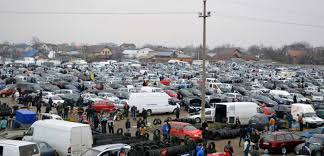 Masina ingriijita obsesiv.nu necesita investitii ,service numai reprezentanta.cartea service online la mercedes.proprietar medic.nu doresc schimburi.cutie 5 500 eur 6 000 eur. Targul Auto O Palida Afacere Pentru Samsarii De Masini DeÈteptarea Ziarul BacÄului