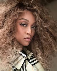 After the @burberry party is the selfie party. You know, right?