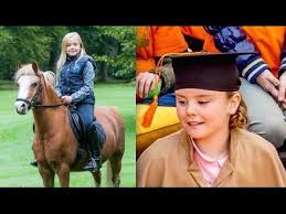 'amalia heeft bijbaantje in strandtent'. Prinses Ariane Wilhelmina Maxima Ines 10 Jaar Youtube