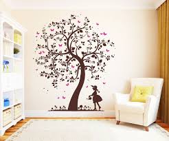 Wandtattoo Baum Mit Madchen 2farbig Schmetterlinge Von Wandtattoo Loft Auf Dawanda Com Lotti Wandtattoo Baum Wandtattoo Und Dekoration Kinderzimmer