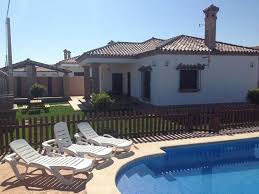Casas y chalets de alquiler en conil de la frontera: Chalet Casa Varavilla Has Private Yard And Secure Parking Updated 2020 Tripadvisor Conil De La Frontera Vacation Rental